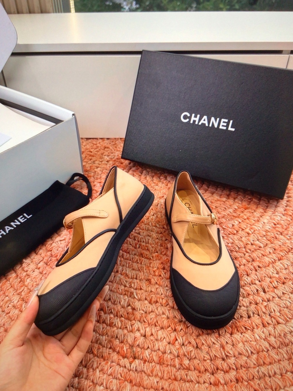 CHANEL Beige and Black Mary Jane Flats with Gold Buckle - Picture 2 of 8